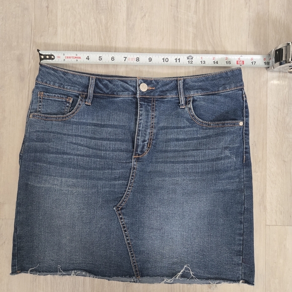 Celebrity Pink Blue Denim Mini Skirt - Picture 4 of 8